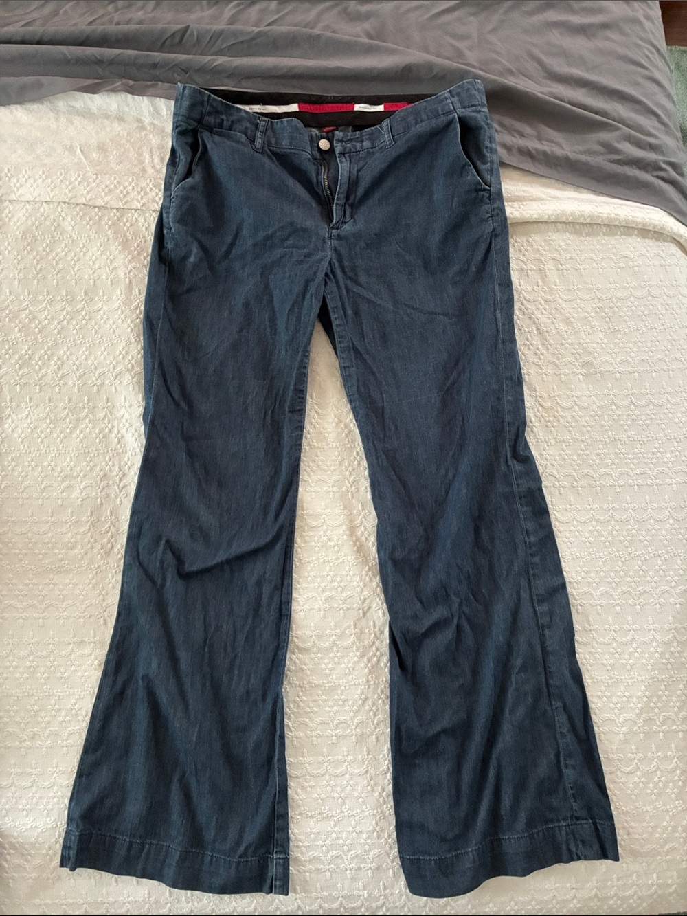 Banana Republic women’s trouser jeans